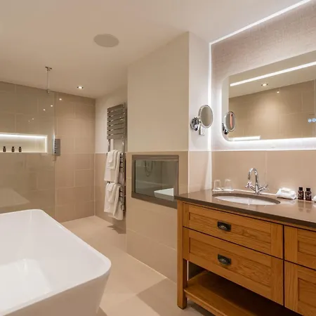 Carden Park Hotel, Golf Resort And Spa-3